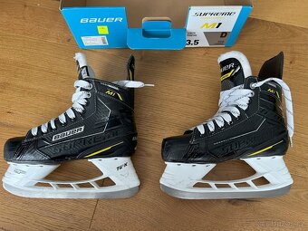 Bauer S22 Supreme M1 Junior 3,5 D - 3