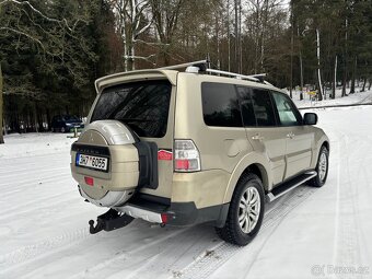 Mitsubishi Pajero - 3