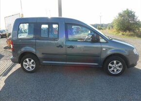 Volkswagen Caddy 1,4 16V 59 kW LIFE Family benzín manuál - 3