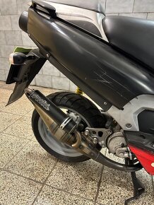 Aprilia SR 50 - 3