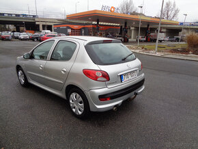 PEUGEOT 206 + 1.4i KOUPENO ČR,1.MAJITEL,NEHAVAROVÁNO - 3