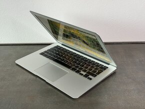 MacBook Air 13" 2014 i5 / 128GB - DPH - 3