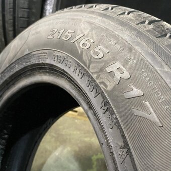 Zimní pneu 215/65 R17 99V Pirelli celoroční 6mm - 3