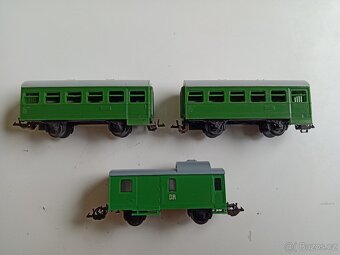 TT, služební vůz a 2 osobní vozy býv DR, Zeüke/Tillig - 3
