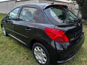 Peugeot 207 1.4 Benzin 65/KW Rok v.:2006 Klimatizace - 3