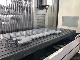 Obráběcí centrum (vertik.) DMG MORI DMF 260/11 KGT - 3