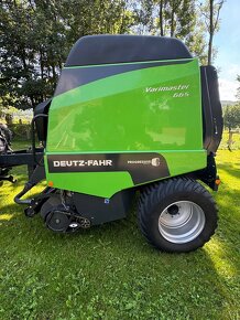 Lis na kulaté balíky - Deutz Fahr Varimaster 665 - 3