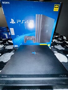 Playstation 4 PRO 1 TB - 3