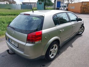 Opel Signum 2.2 16V DIRECT automat tažné - 3