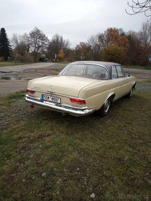 Mercedes 111 coupe - 3