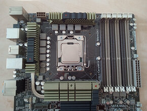 ASUS SABERTOOTH Intel X58 LGA1366 + CPU Intel® Core™ i7-950 - 3