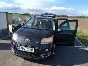 Číst celé.Prodám, vyměním Citroen C3 Picasso 1,4 benzín. - 3