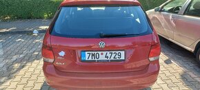 VW Golf Variant kombi 2010 1,4  59 kW červená barva - 3