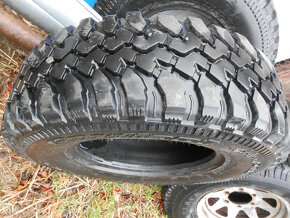 Pneu off road 235 75 R 15 - 3