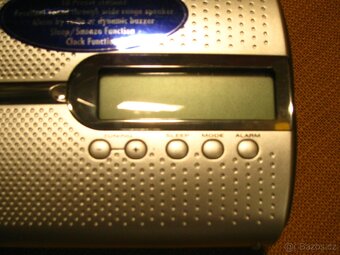 RADIO GRUNDIG MUSIC BOY 51 přenosné LCD displej - 3