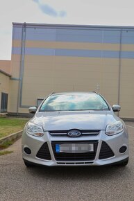 Ford Focus Combi 1.6 nafta - 3