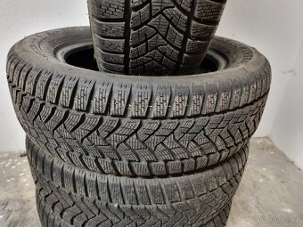 Zimní Dunlop 205/60 R16, zánovní - 3