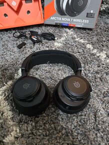 Steelseries Arctis Nova 7 Wireless - 3