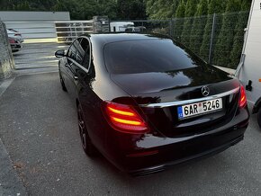 Mercedes E 220d automat 9g tronic - 3