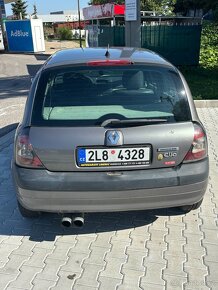 Renault Clio 1.5 - 3