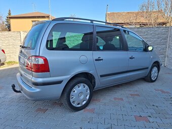 Ford Galaxy 2.3i 103kW,tažné,6míst - 3