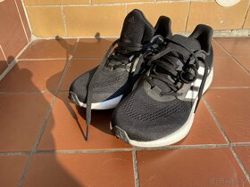 Nové běžecké boty Adidas Pureboost 22, vel. 43 - 3
