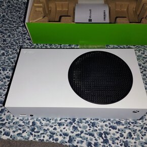 Prodám Xbox s 512Gb - 3