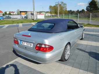 Mercedes-Benz CLK 200 2.0 i Avantgarde Cabrio, 100 kW, Kůže - 3