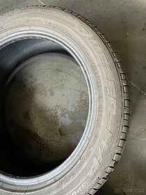 Bridgestone 235/50 R18 - 3