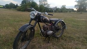 Krásný funkční motocykl DKW rt125/2 - 3