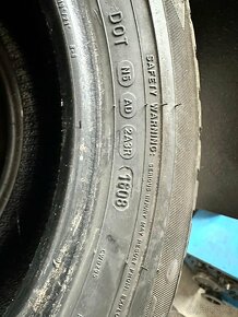 Prodám zimní gumy Dunlop SP Winter 185/65 R15 - 3