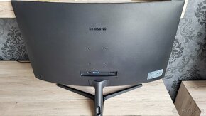 Samsung curved Monitor 32" - 3