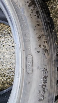 Zimní pneumatiky Hankook 245/45R20 - 3