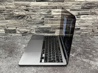 MacBook Pro 13" 2020 M1 / 16GB / 500GB - 3