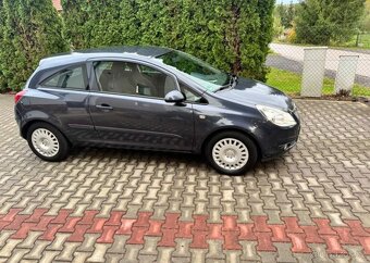 Opel Corsa 1,4i klima Tempomat 1 Majitel benzín - 3