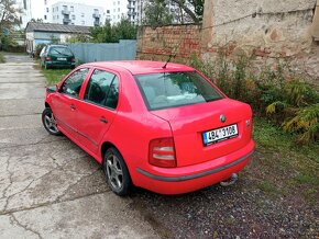 Škoda fabia sedan - 3