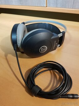 Sluchátka AKG K77 - 3