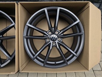 5x112 R19 VW Pretoria Nepoužite - 3