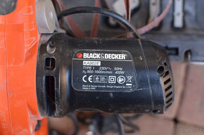 Pásová bruska Black and Decker KA902E - 3