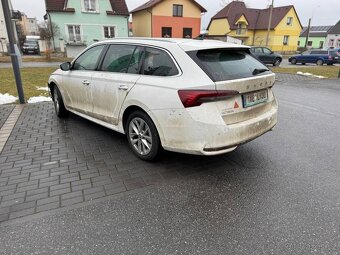 Skoda Octavia facelift 2.0tdi 110kw 08/2024 7600km -21%dph - 3