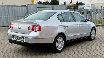 Volkswagen Passat //2.0FSi//110kW//HIGH-LINE//111TKM//SERVIS - 3