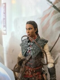 2 akční figurky Haytham Kenway + Aveline z Assassin's Creed - 3