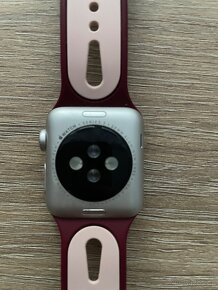 2x apple watch - 3