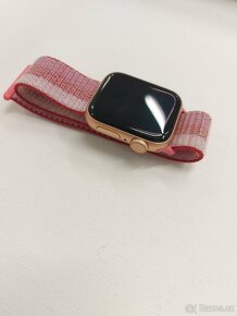 Apple Watch Series SE 40mm - 3