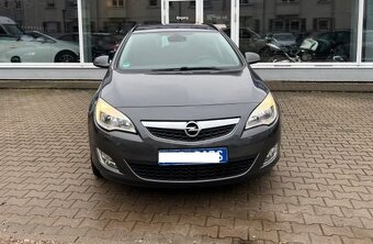 Opel Astra J Sports Tourer 150 Jahre 103kW mod 2013 - 3