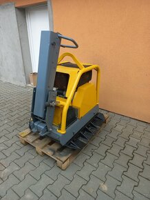 Vibrační deska Husqvarna, Atlas Copco, Dynapac LG500 - 3