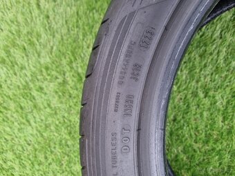 Letni gumy 235/45 r18 - 3