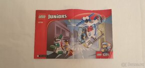 Použité LEGO Juniors 10720 Pronásledování s policejní heliko - 3