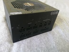 GigaByte P1000GM-1000W - 3