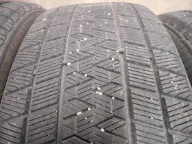 235/50R19 99V - 3